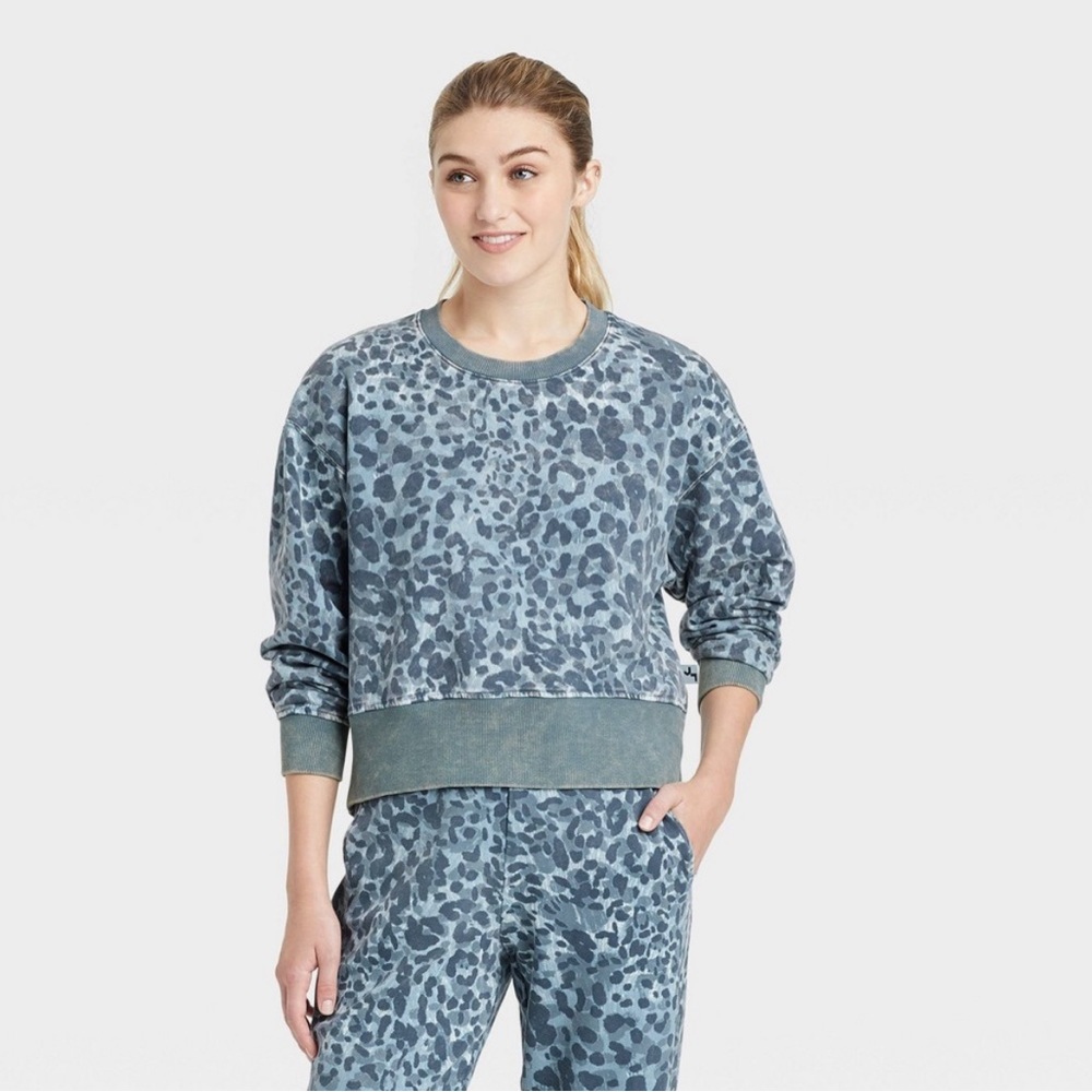 JOYLAB leopard sweatshirt